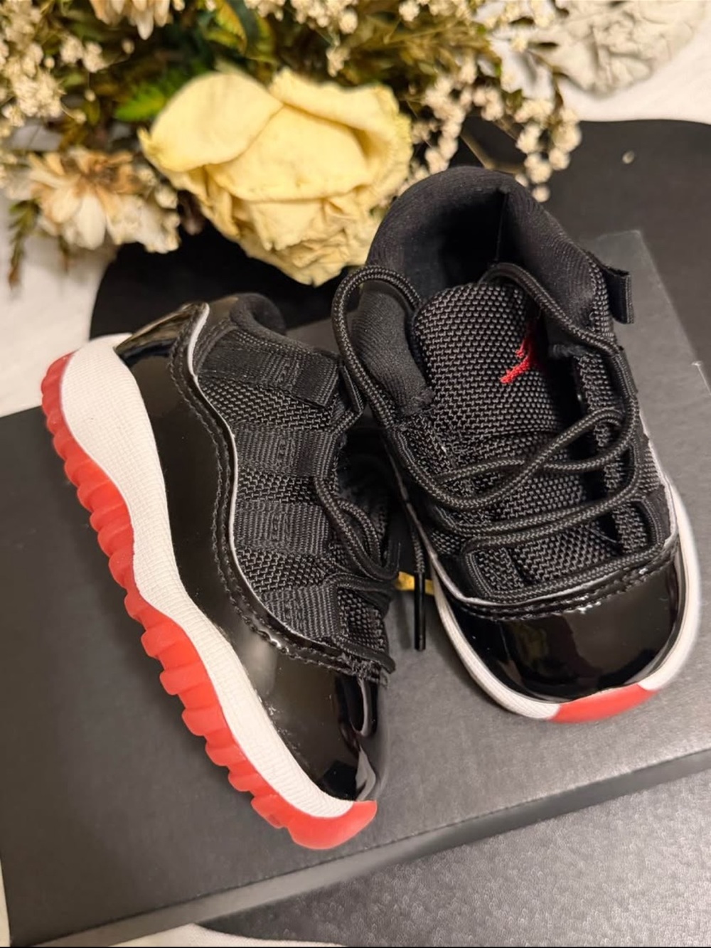 Jordan Kids Black and Red Low-Top Sneakers